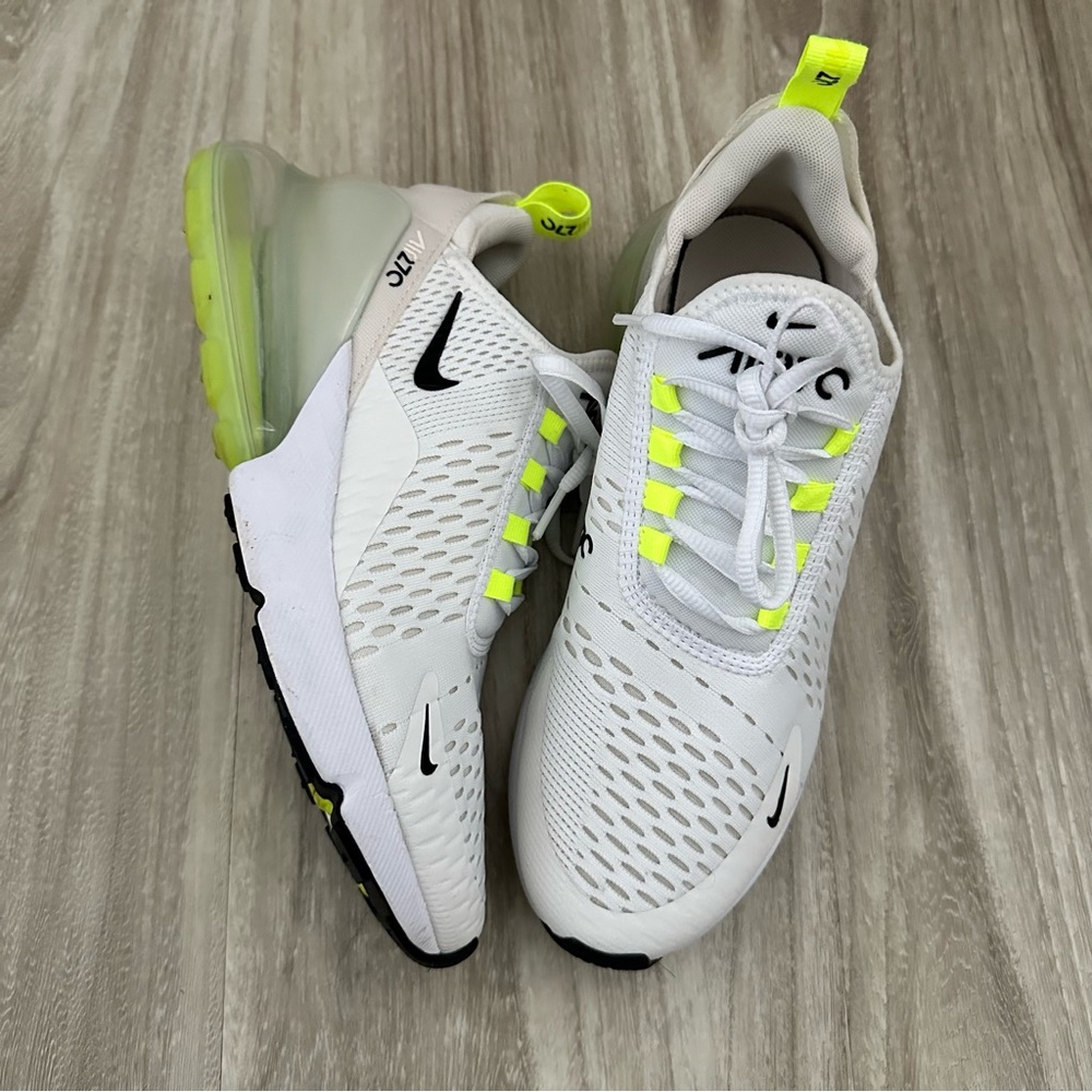 Nike Air Max 270 (Women’s)
